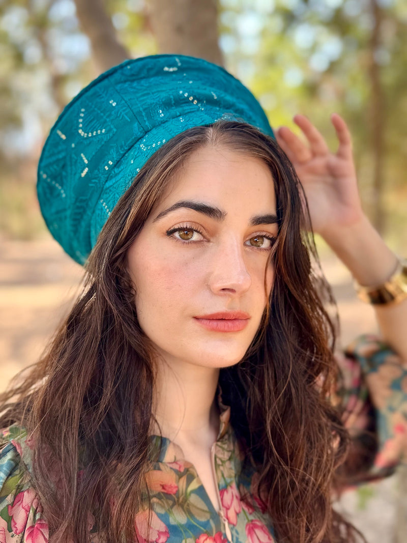 כובע שיק רקום טורקיז (7900037316784)
