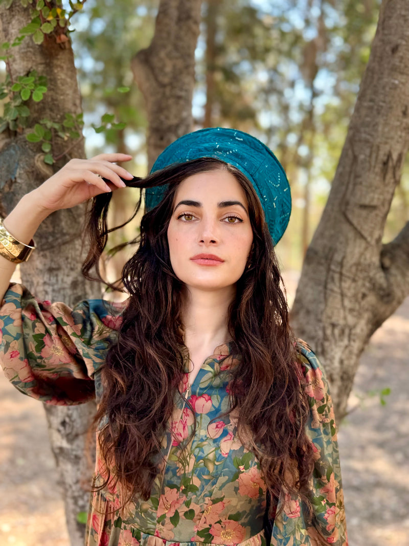 כובע שיק רקום טורקיז (7900037316784)